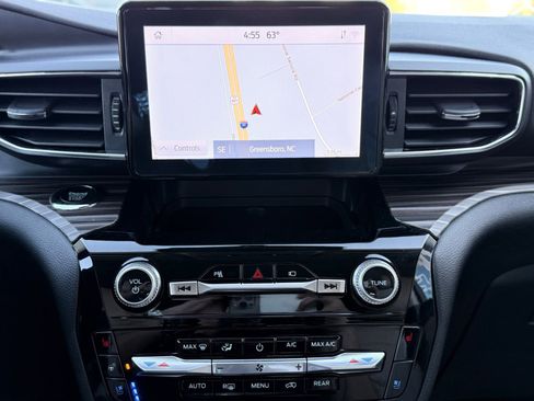 Used 2023 Ford Explorer Limited image 40