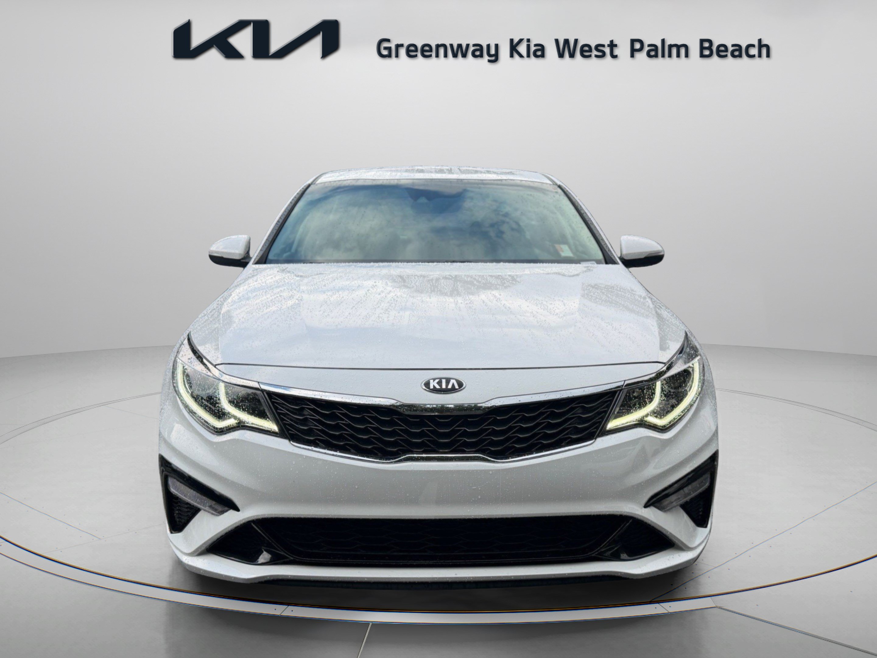 Used 2019 Kia Optima LX FWD image 2