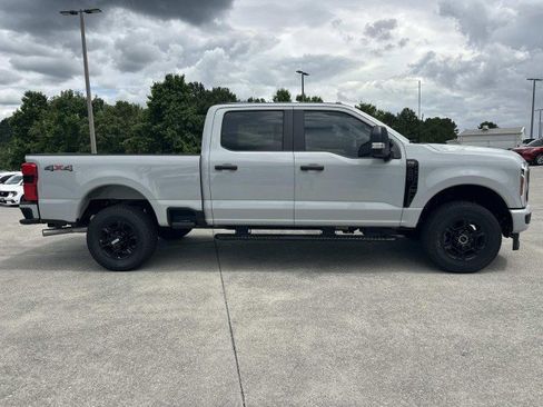 New 2026 Ford F250 XL w/ STX Appearance Package AWD/4WD image 8