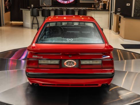 Used 1988 Ford Mustang LX RWD image 16