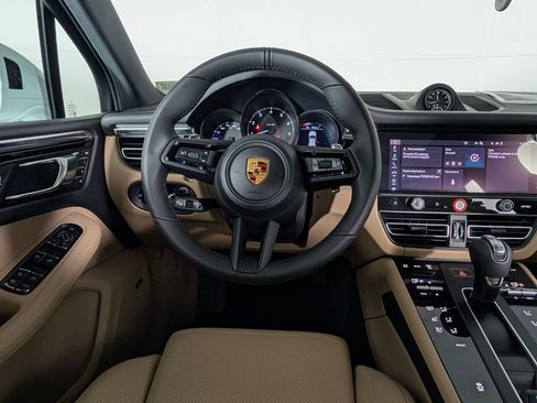 New 2026 Porsche Macan AWD/4WD image 21