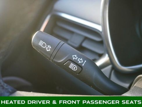 Used 2023 Chevrolet Equinox LT w/ Driver Convenience Package image 22