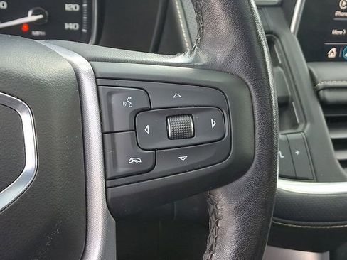 Used 2021 GMC Yukon SLT w/ SLT Premium Package image 24