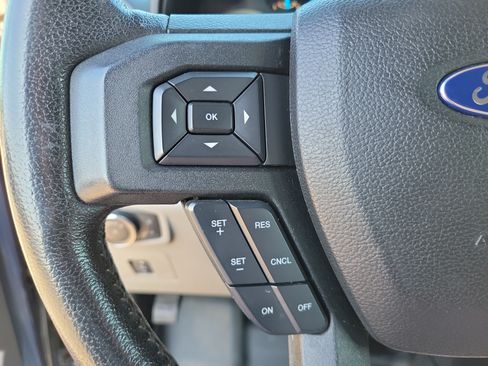 Used 2016 Ford F150 XLT w/ Equipment Group 302A Luxury AWD/4WD image 21