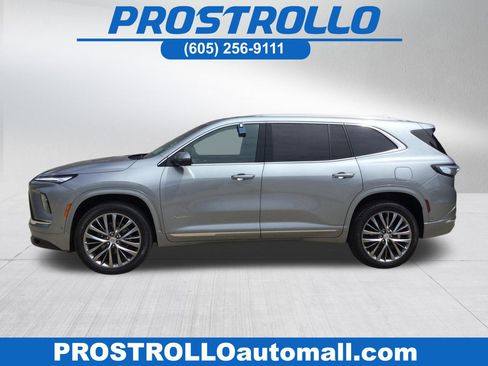 Used 2025 Buick Enclave Avenir w/ Super Cruise Package AWD/4WD image 1