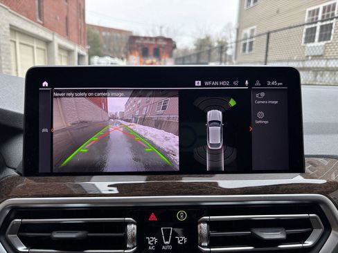 Used 2024 BMW X4 xDrive30i w/ Premium Package image 19