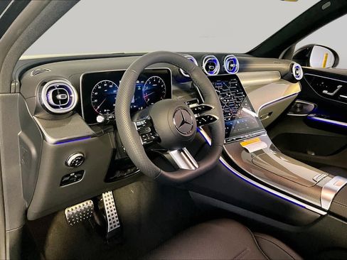 New 2026 Mercedes-Benz GLC 300 4MATIC image 9
