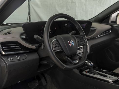 Used 2025 Buick Envista Avenir FWD image 15