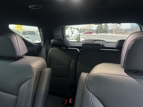 New 2026 Chevrolet Traverse LT w/ Midnight/Sport Edition image 24