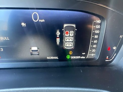 Used 2025 Honda Pilot Black Edition image 20