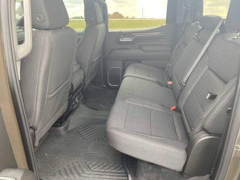 Used 2024 GMC Sierra 1500 Elevation image 24