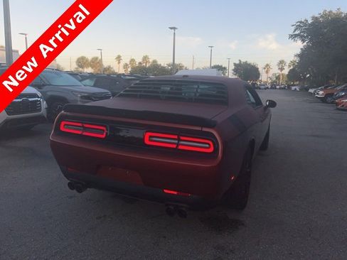 Used 2021 Dodge Challenger SXT w/ Driver Convenience Group image 10