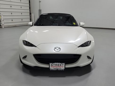 Used 2023 MAZDA MX-5 Miata Grand Touring RWD image 2