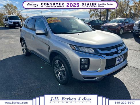 Used 2024 Mitsubishi Outlander Sport ES image 1