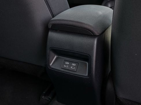 Used 2024 Toyota Corolla LE FWD image 24