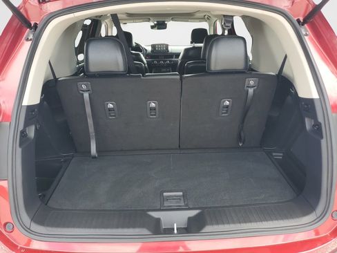 Used 2024 Honda Pilot Touring image 12