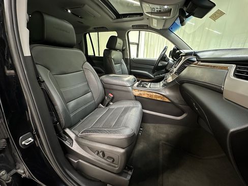 Used 2016 GMC Yukon Denali w/ Open Road Package AWD/4WD image 18