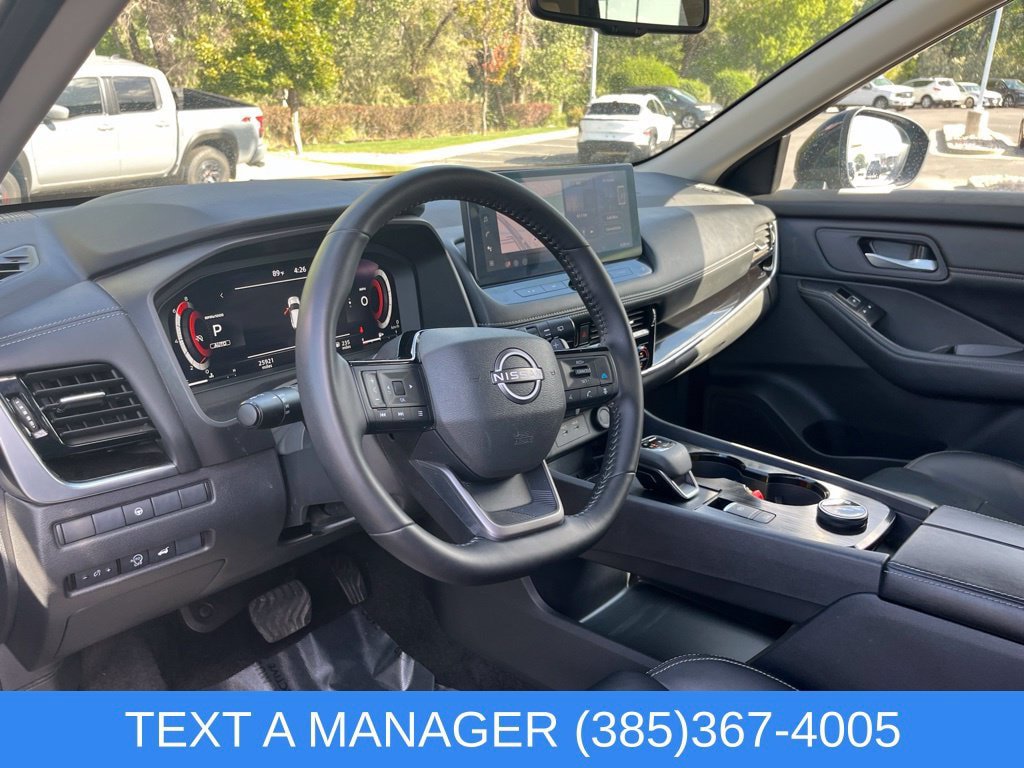Used 2026 Nissan Rogue SL AWD/4WD image 12