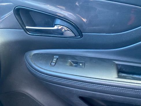 Used 2018 Buick Encore Preferred image 20