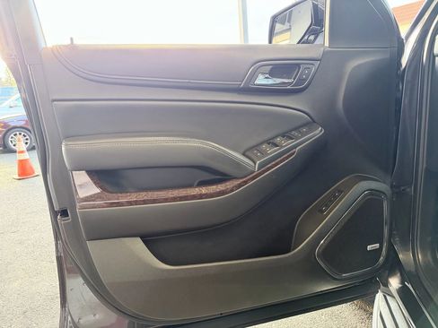 Used 2015 GMC Yukon SLT w/ Open Road Package image 12