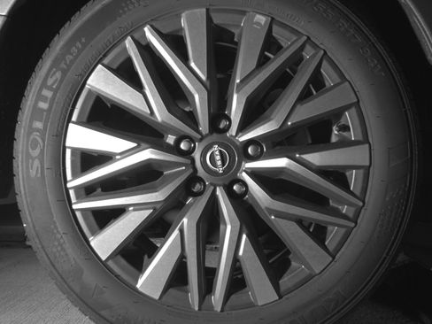 Used 2025 Nissan Altima 2.5 SV image 15