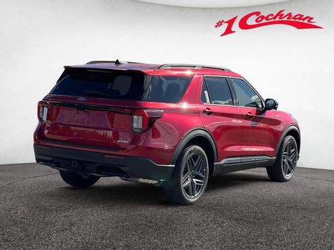 New 2026 Ford Explorer ST-Line w/ ST-Line Street Pack image 5