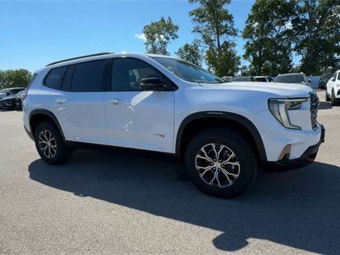 New 2026 GMC Acadia AT4 image 2