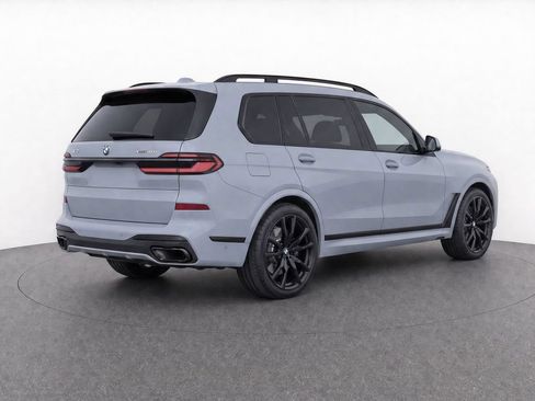 Used 2026 BMW X7 xDrive40i AWD/4WD image 6