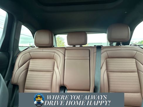 New 2026 Lincoln Nautilus Reserve image 16