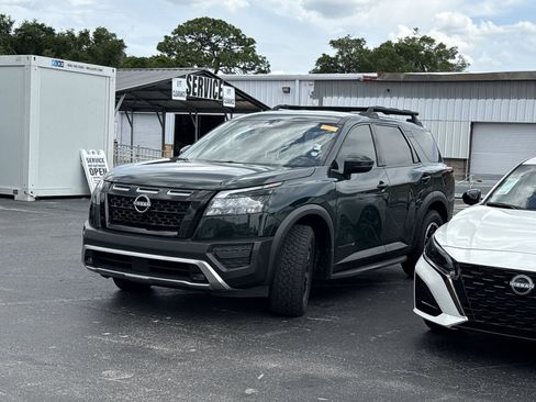 Used 2023 Nissan Pathfinder Rock Creek AWD/4WD image 2