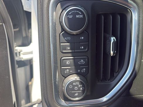 Used 2021 Chevrolet Silverado 1500 LT Trail Boss w/ LT Trail Boss Premium Package AWD/4WD image 27
