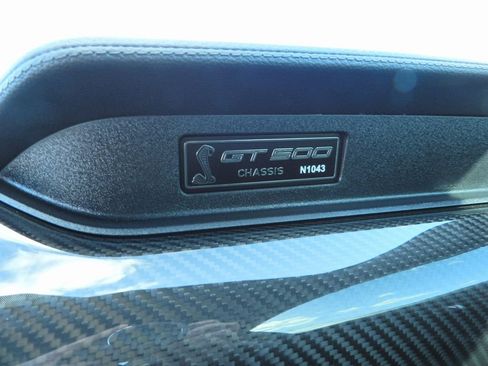 Used 2022 Ford Mustang Shelby GT500 w/ Carbon Fiber Track Pack image 27