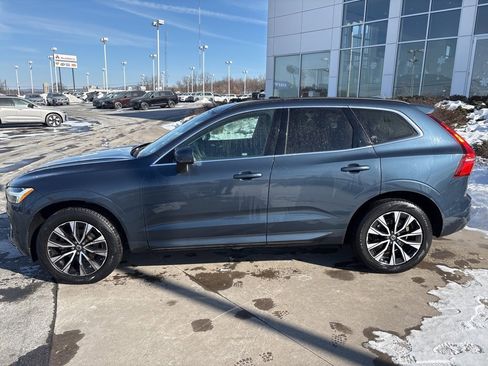 Certified 2023 Volvo XC60 B5 Core w/ Climate Package image 9