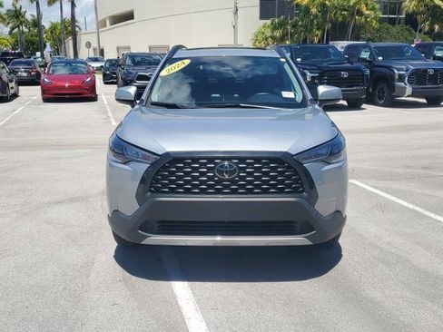 Certified 2024 Toyota Corolla Cross LE w/ Moonroof Package image 8