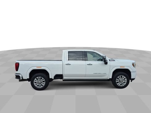 Used 2022 GMC Sierra 3500 Denali w/ Denali Ultimate Package AWD/4WD image 10