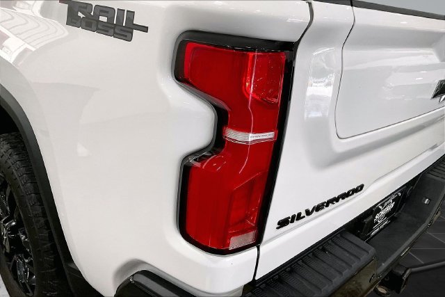 Used 2025 Chevrolet Silverado 2500 LTZ w/ Trail Boss Package AWD/4WD image 32