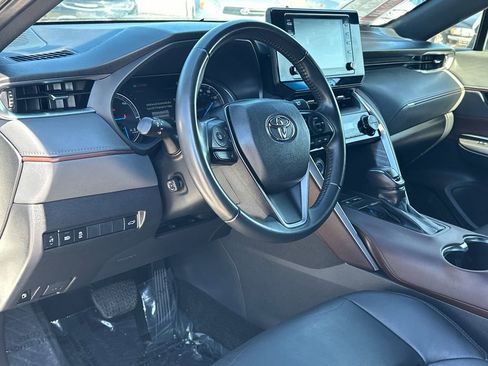 Used 2022 Toyota Venza XLE AWD/4WD image 20