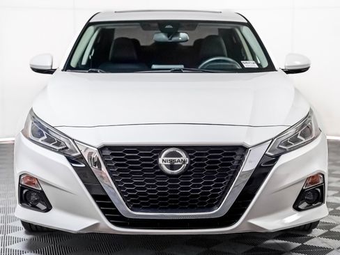 Used 2019 Nissan Altima 2.5 SV image 9