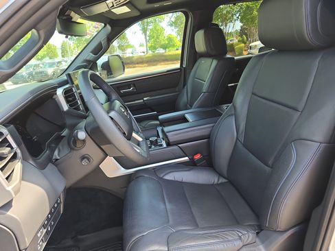 Used 2024 Toyota Sequoia Platinum AWD/4WD image 16