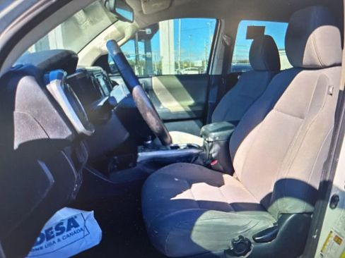 Used 2016 Toyota Tacoma SR5 w/ SR5 Appearance Package (SN) RWD image 5