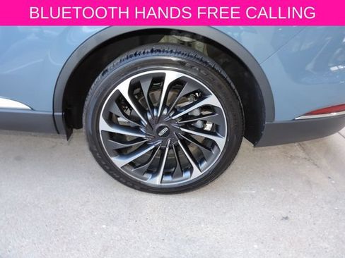 Used 2025 Lincoln Aviator Reserve w/ Equipment Group 201A AWD/4WD image 11