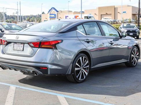 Used 2020 Nissan Altima 2.5 SR w/ Premium Package image 25