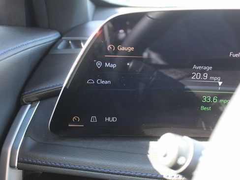 Used 2025 Cadillac XT4 Sport image 26