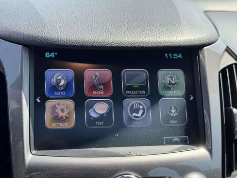 Used 2018 Chevrolet Cruze LT w/ Sun And Sound Package FWD image 25