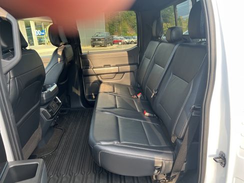 Used 2022 Ford F150 XLT w/ Equipment Group 302A High image 10