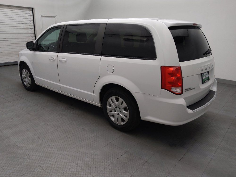 Used 2018 Dodge Grand Caravan SE FWD image 3