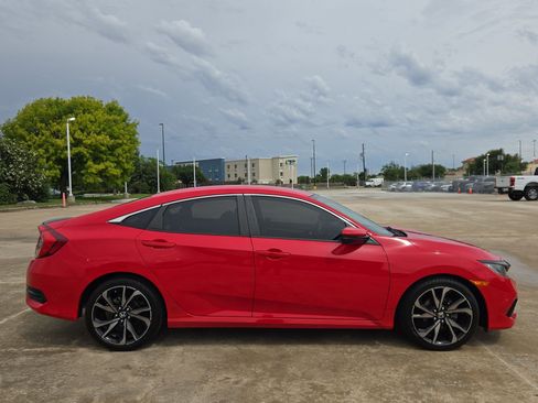 Used 2020 Honda Civic Sport image 2