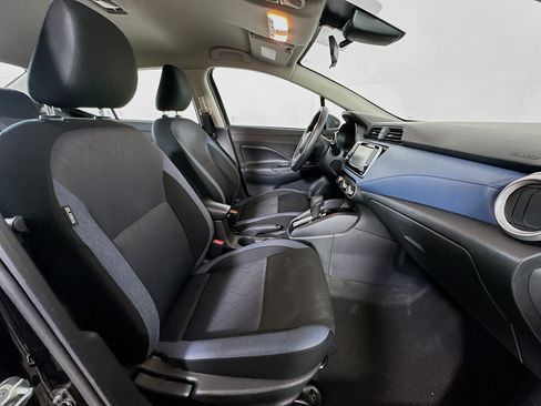 Used 2025 Nissan Versa SV FWD image 28