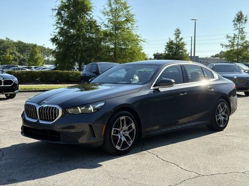 Used 2026 BMW 530i RWD image 7