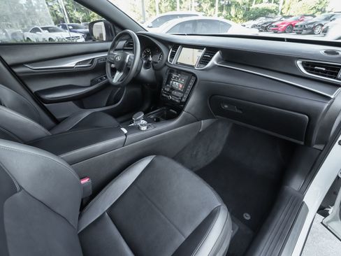 Certified 2023 INFINITI QX55 Essential image 38